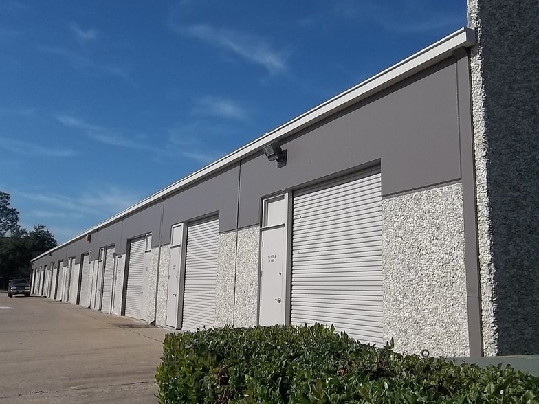 5715 NW Central Dr, Houston, TX for sale - Building Photo - Image 3 of 6