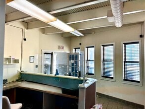 690 Broadway, Massapequa, NY for lease Interior Photo- Image 2 of 2