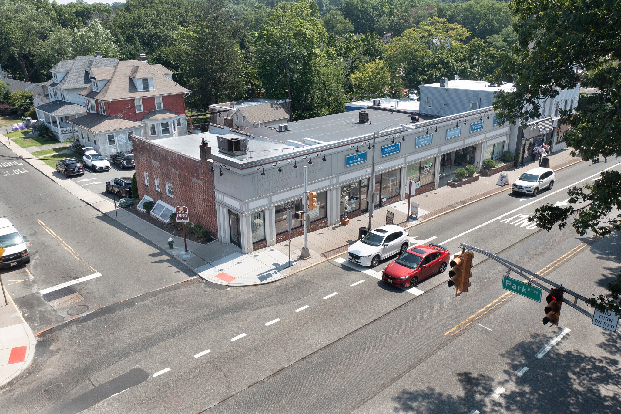 528-538 Bloomfield Ave, Verona, NJ for lease Primary Photo- Image 1 of 44