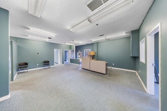 2109 London Line, Sarnia, ON à louer Photo intérieure- Image 1 de 9