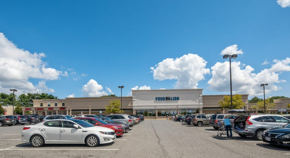 7067-7087 Baltimore Annapolis Blvd, Glen Burnie, MD à louer - Photo du bâtiment - Image 2 de 13