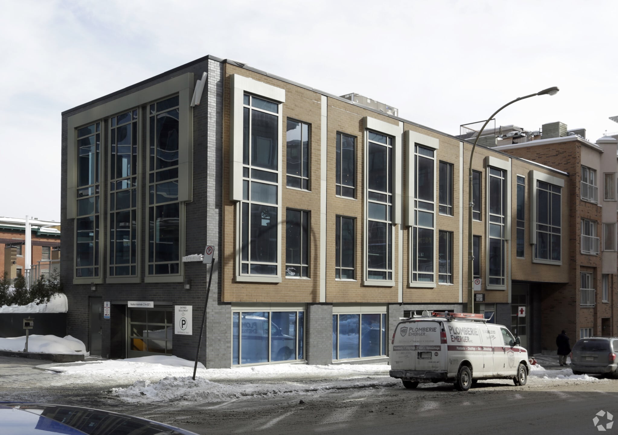1101 Rue de Bleury, Montréal, QC for lease Primary Photo- Image 1 of 3