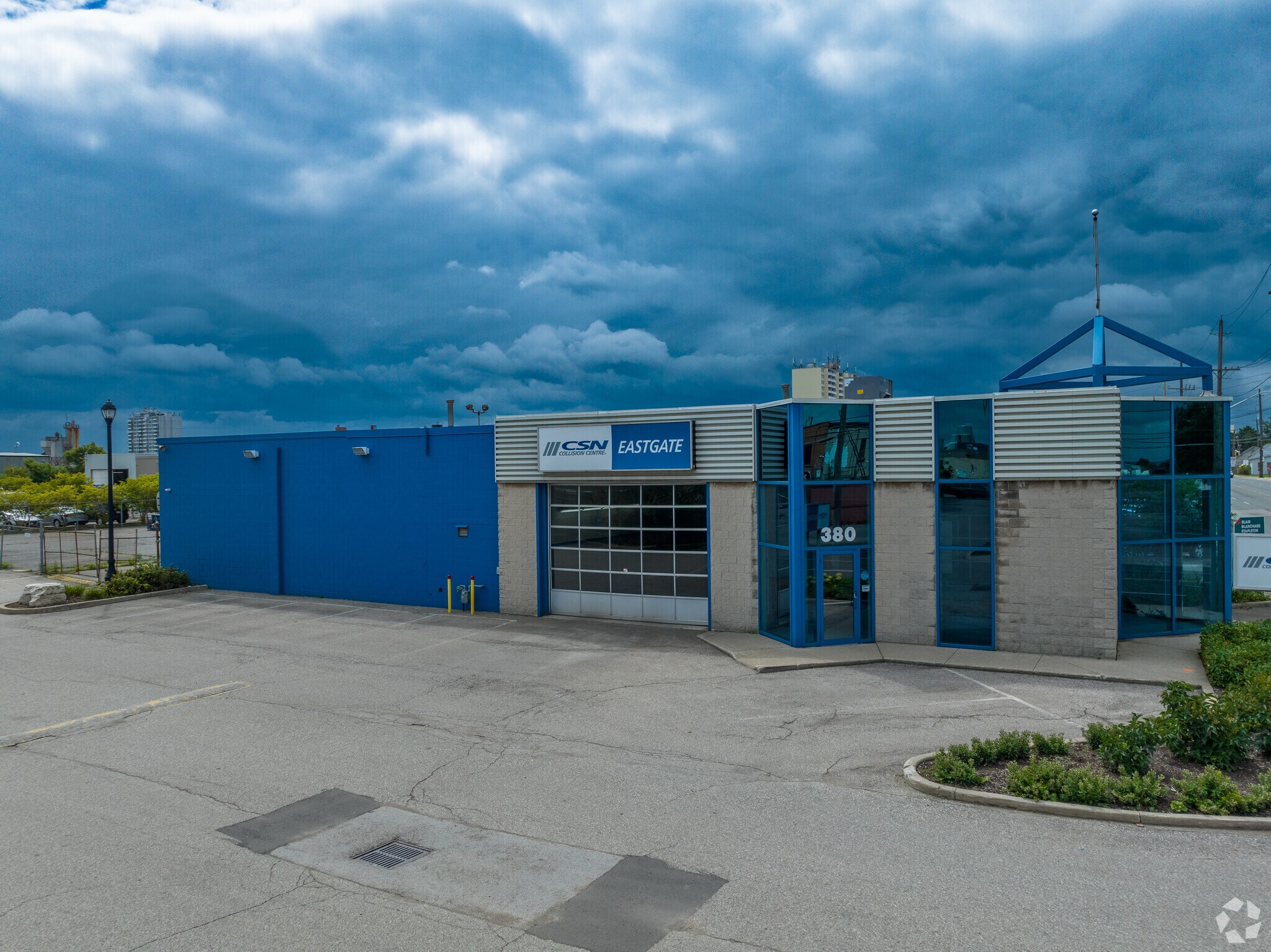 380 Parkdale Ave N, Hamilton, ON for sale Primary Photo- Image 1 of 1