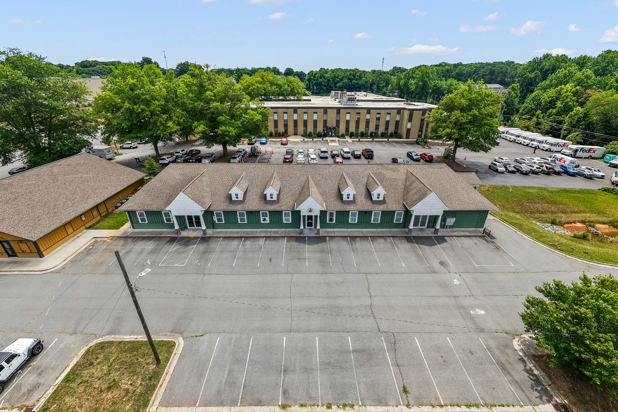 8017 N Point Blvd, Winston-Salem, NC for lease Building Photo- Image 1 of 53