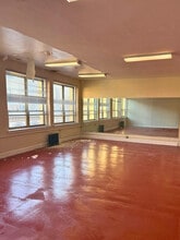 81 Centre St, New Rochelle, NY for lease Interior Photo- Image 2 of 5