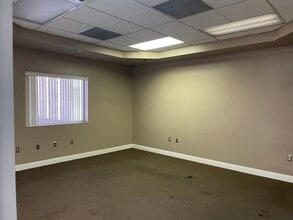 2101-2409 E Lake Mead Blvd, North Las Vegas, NV for lease Interior Photo- Image 2 of 8
