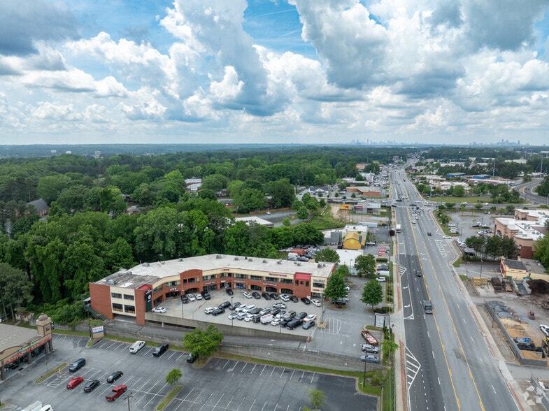 5953 Buford Hwy NE, Doraville, GA à vendre - Aérien - Image 2 de 14
