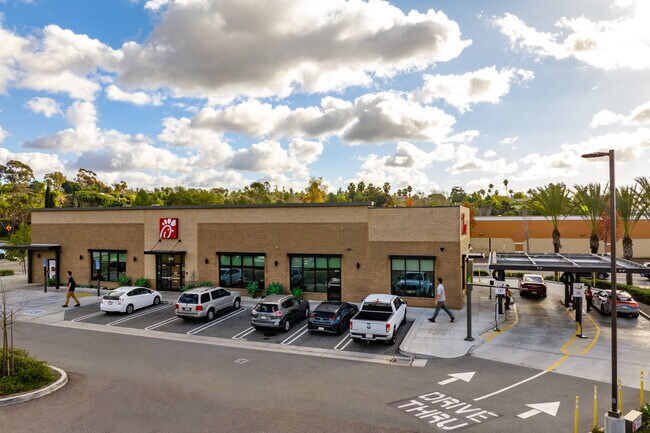 More details for Sunroad Plaza – Retail for Sale, Vista, CA
