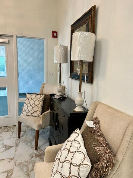 224 E Garden St, Pensacola, FL à vendre - Photo du bâtiment - Image 3 de 48