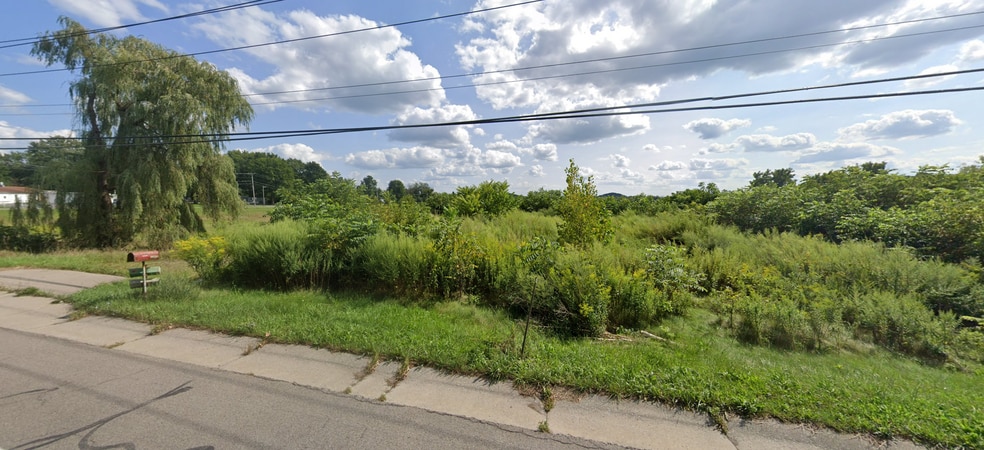 1568 Macedon Center Rd, Macedon, NY à vendre - Photo du bâtiment - Image 2 de 2