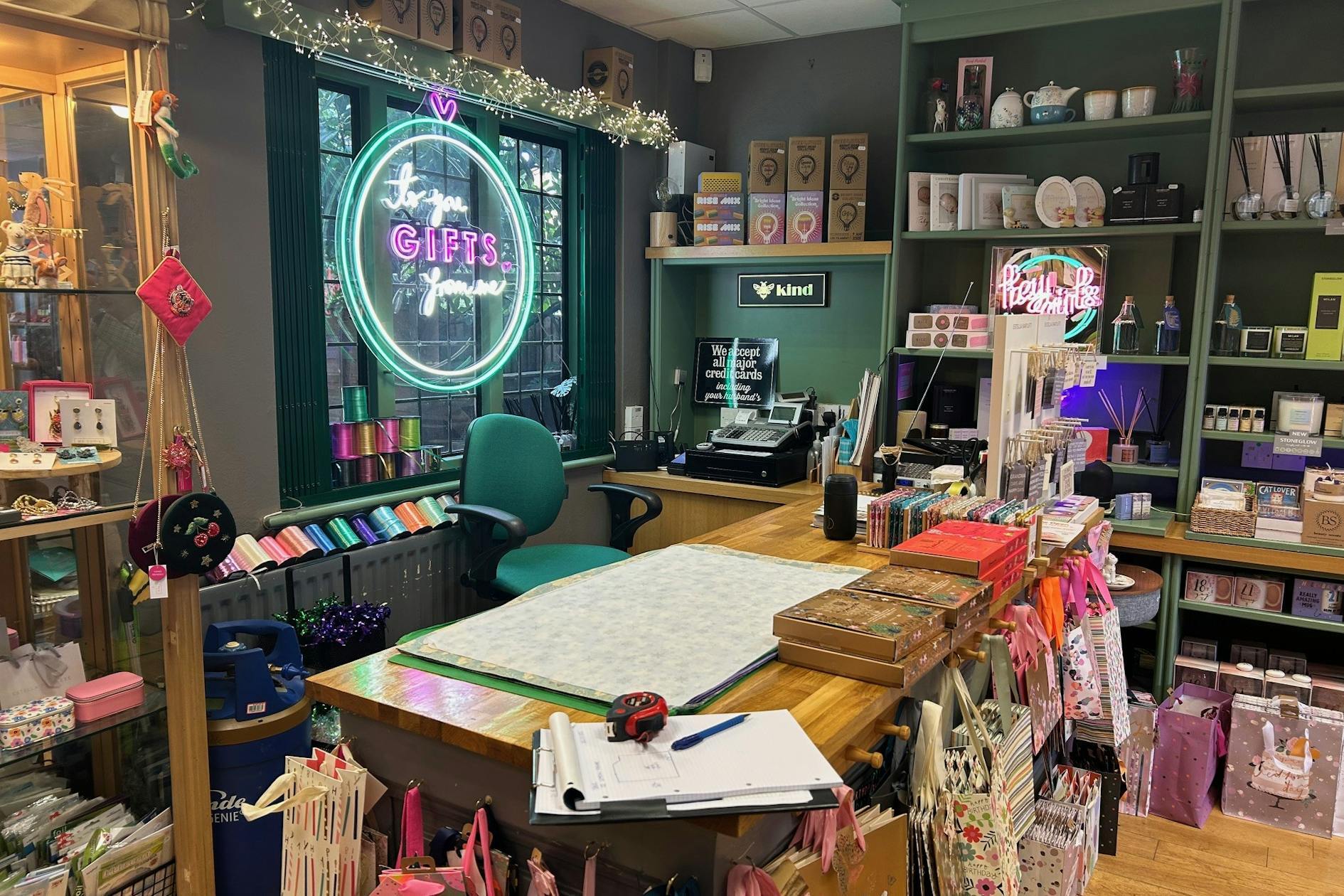 21-22 Station Parade, Virginia Water for lease Interior Photo- Image 1 of 4