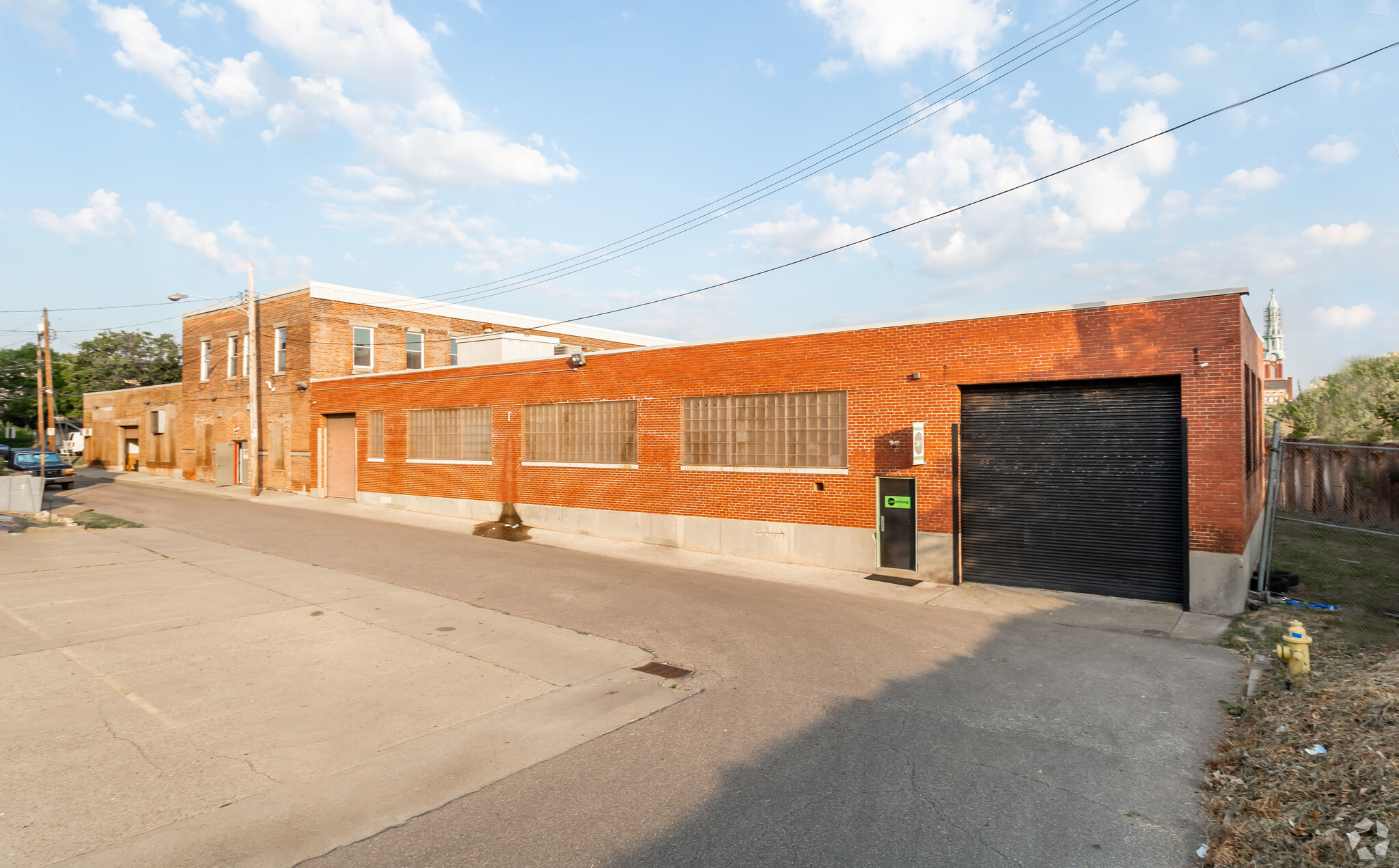 812 Russell St, Covington, KY for lease Building Photo- Image 1 of 14