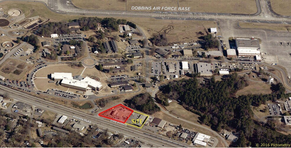 1719 Dixie Ave SE, Smyrna, GA à louer - Photo du bâtiment - Image 2 de 4