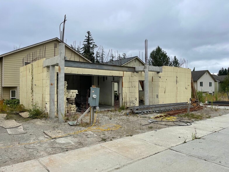 2908 122nd SW st, Everett, WA for sale - Building Photo - Image 3 of 15