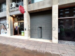 Commerce de détail dans Barcelone, Barcelona à louer Photo intérieure- Image 2 de 14