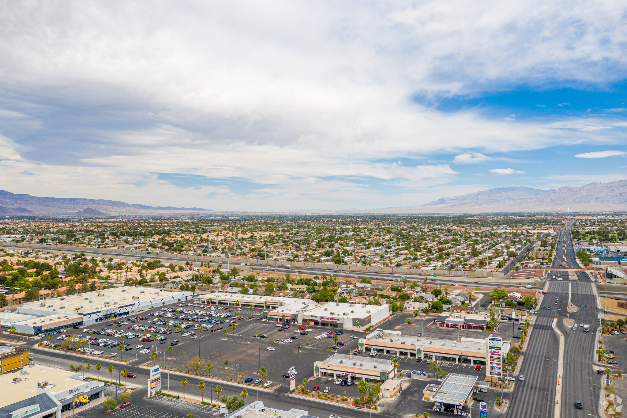 204-294 S Decatur Blvd, Las Vegas, NV à louer Photo du bâtiment- Image 1 de 10