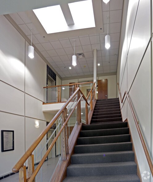 20171 92A Ave, Langley Twp, BC à louer - Photo intérieure - Image 2 de 5