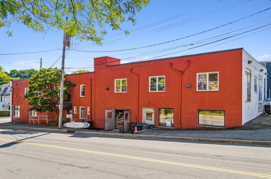 342 Lexington Ave, Mount Kisco, NY for lease - Building Photo - Image 3 of 14