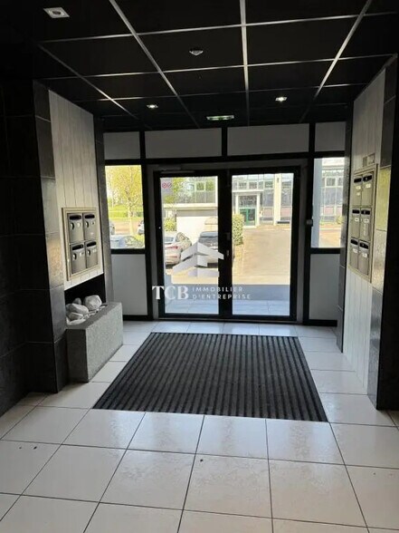 Bureau dans Nantes à louer - Hall d’entrée - Image 3 de 3