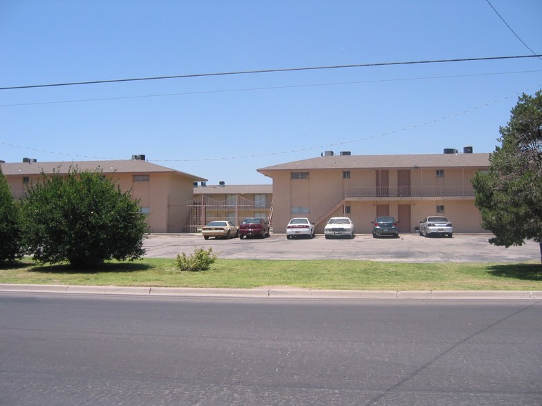 2021 N Jefferson St, Hobbs, NM à vendre - Photo principale - Image 1 de 1