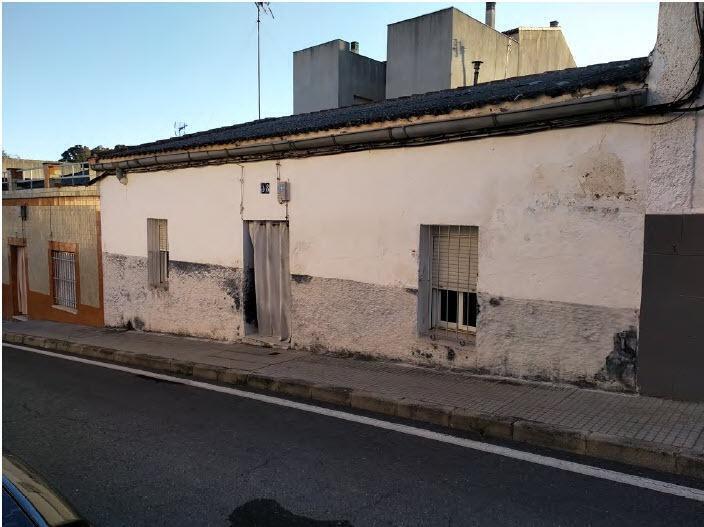 Calle Zaragoza, 18, Cáceres, Cáceres for sale Primary Photo- Image 1 of 4