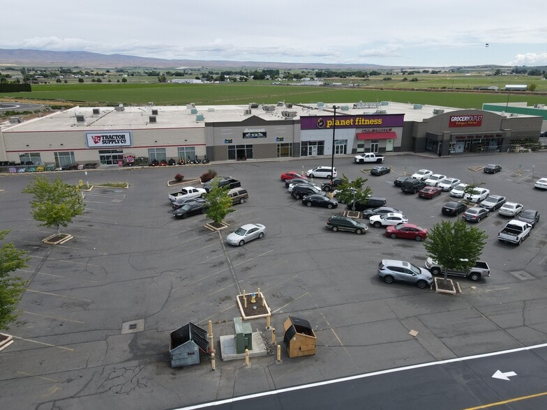 2600 Yakima Valley Hwy, Sunnyside, WA for lease - Building Photo - Image 1 of 7