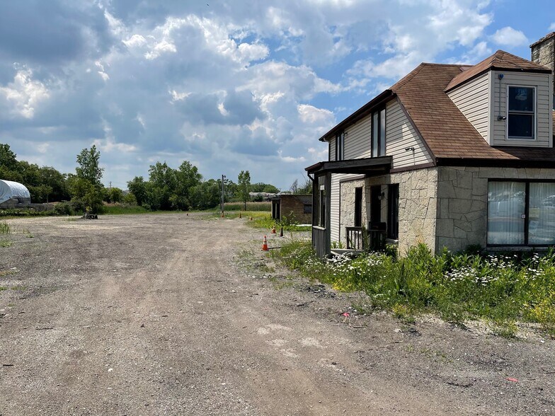 20140-20152 N Rand Rd, Palatine, IL à vendre - Photo du bâtiment - Image 3 de 11