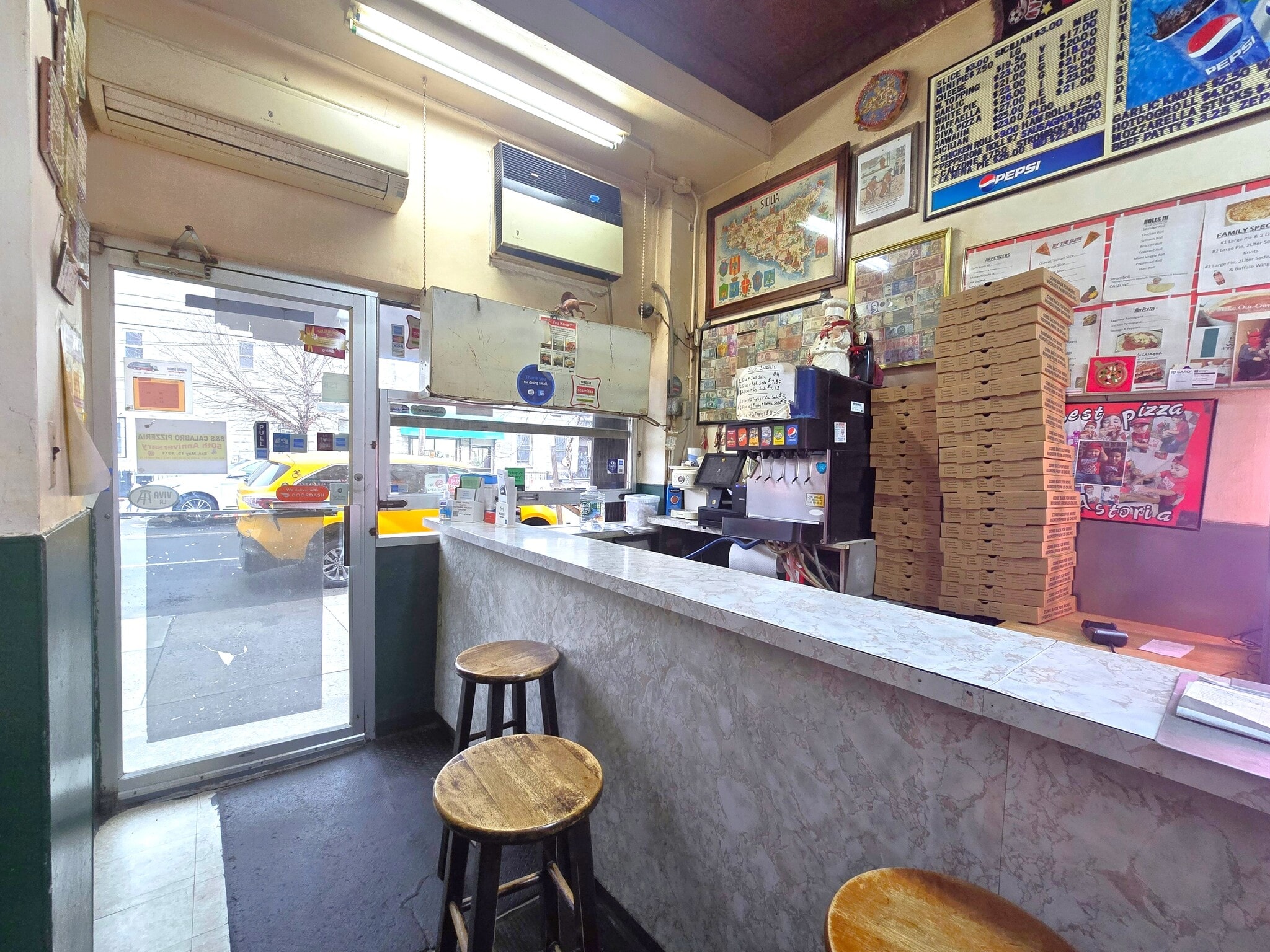 3065 14th St, Astoria, NY for lease Interior Photo- Image 1 of 18