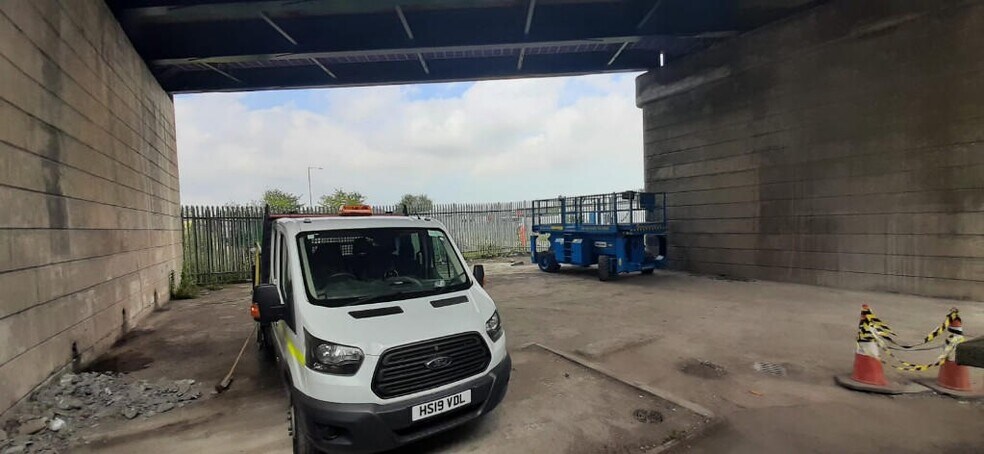 Dock Road, Widnes à louer - Photo du bâtiment - Image 2 de 2