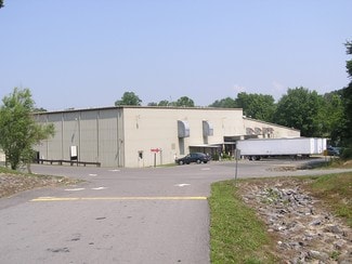 More details for 915-917 Newsome St, Mount Airy, NC - Industrial for Lease