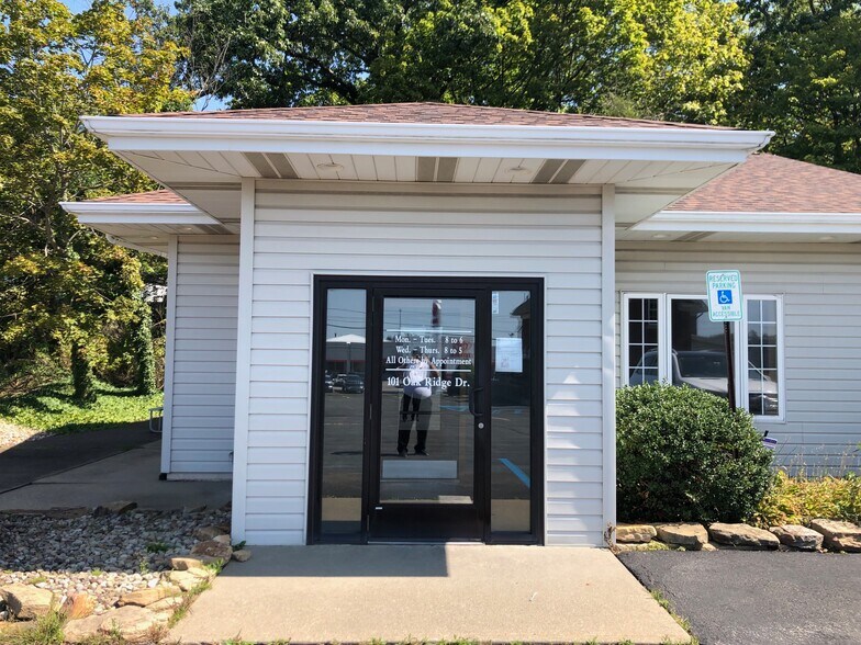 101 Oak Ridge Dr, Butler, PA à vendre - Photo du bâtiment - Image 2 de 13