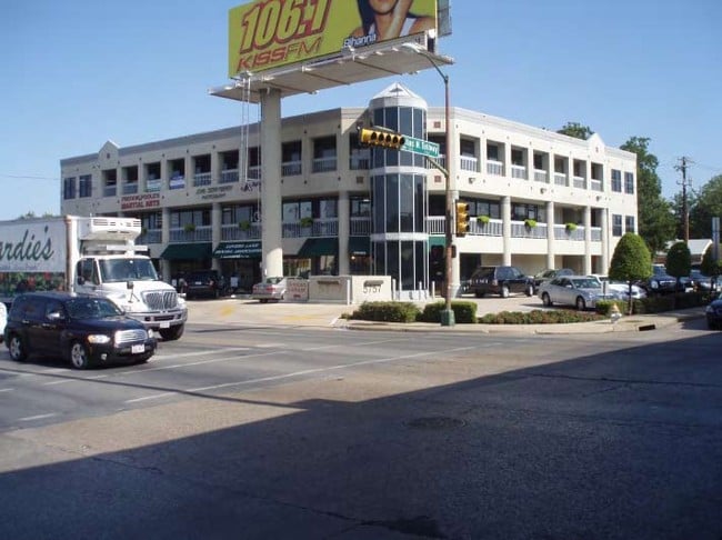 Plus de détails pour 5757 W Lovers Ln, Dallas, TX - Bureau/Commerce de détail à louer
