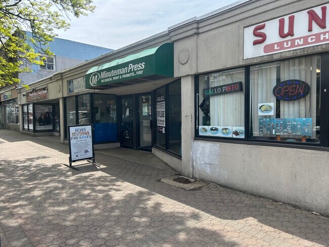 Plus de détails pour 2-10 E Main St, Somerville, NJ - Commerce de détail à louer