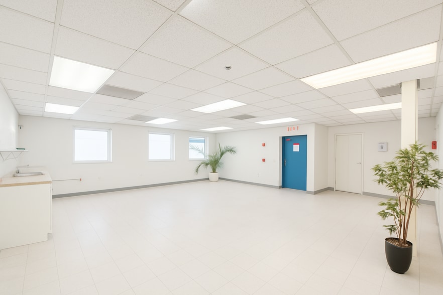 310-312 Northern Ave, Boston, MA for sale - Building Photo - Image 3 of 26