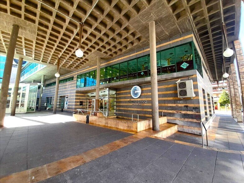 Calle Carlos López Otin, Oviedo, Asturias à vendre - Photo du bâtiment - Image 2 de 19