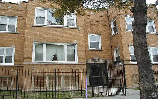 3008-10 12 W 63rd St, Chicago, IL à louer - Photo du bâtiment - Image 2 de 2