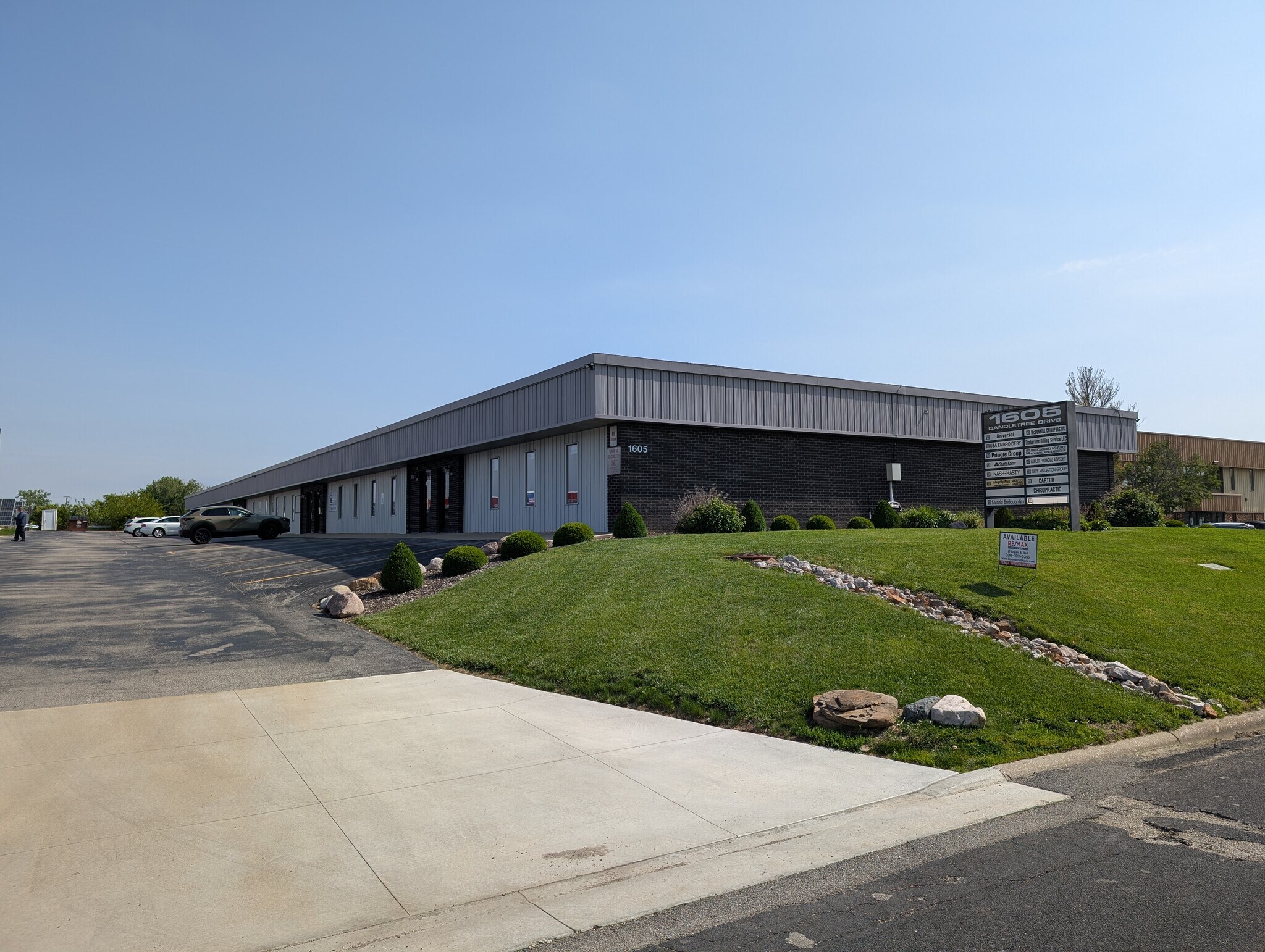 1605 W Candletree Dr, Peoria, IL for lease Building Photo- Image 1 of 21