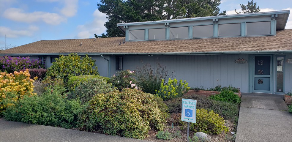 895 River Dr, Fort Bragg, CA for sale - Building Photo - Image 2 of 27