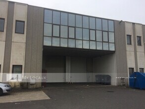 16-18 Boulevard Galliéni, Gennevilliers à louer Photo du bâtiment- Image 2 de 5