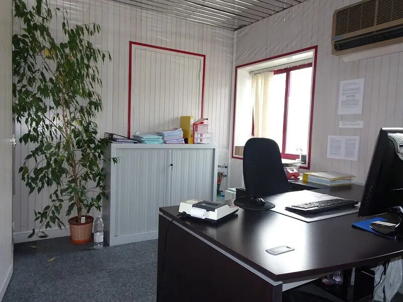 Office in Toulouse for lease Interior Photo- Image 1 of 7