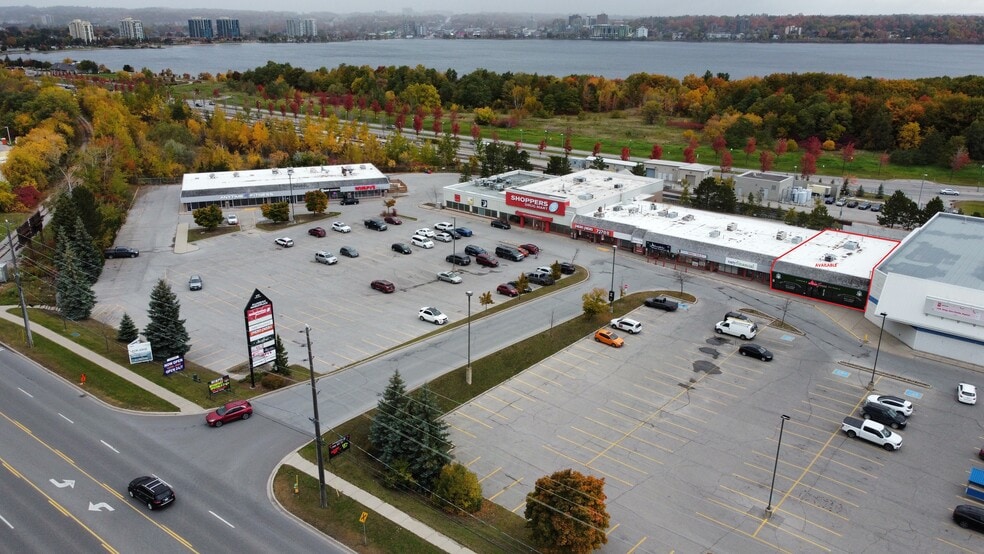 279 Yonge St, Barrie, ON for lease - Building Photo - Image 2 of 2
