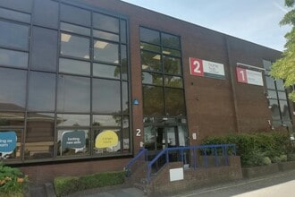 Unit 2, The Western Centre, Western Road, Bracknell for lease Building Photo- Image 2 of 9