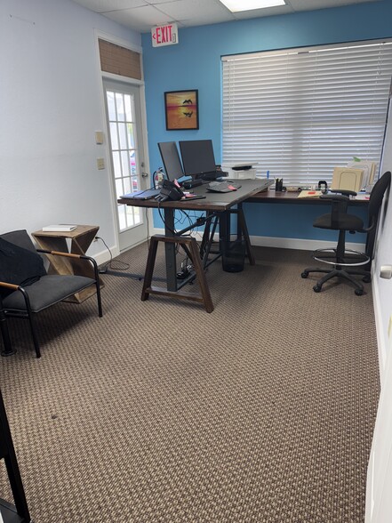 412-414 Madrid Blvd, Punta Gorda, FL for lease - Building Photo - Image 2 of 13