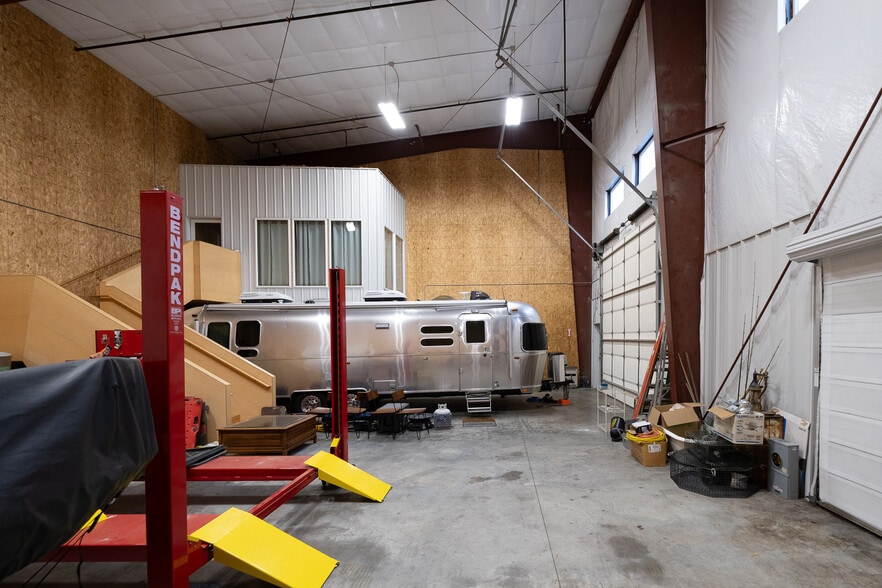 12375 Reservation Rd, Anacortes, WA à louer - Photo du bâtiment - Image 2 de 36