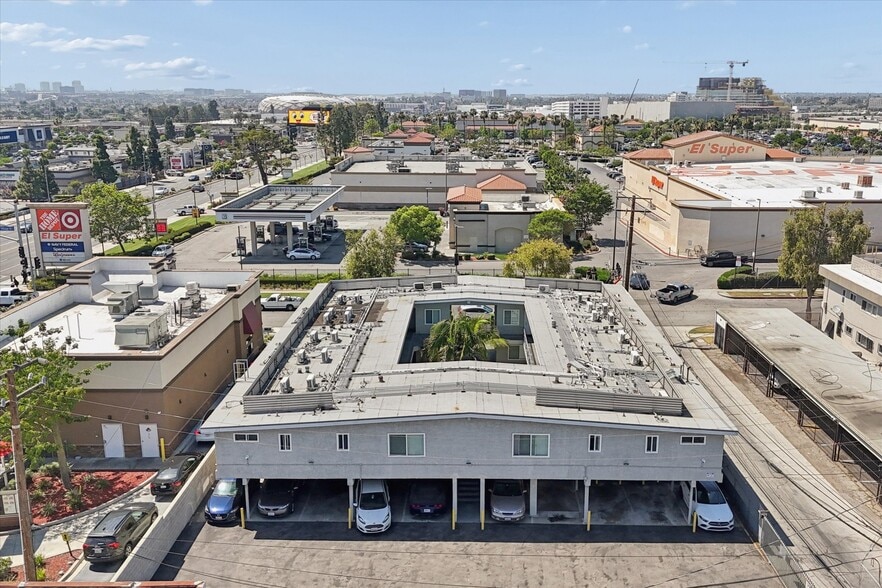 9910 S Village Dr, Inglewood, CA for sale - Building Photo - Image 2 of 19