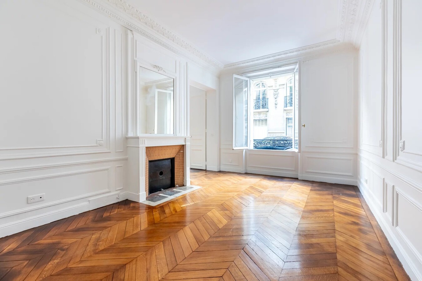 5 Rue Edouard Fournier, Paris, PAR 75016 -  -  - Photo intérieure - Image 1 of 14