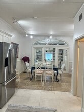 958 Service St, West Palm Beach, FL à louer Photo intérieure- Image 2 de 4