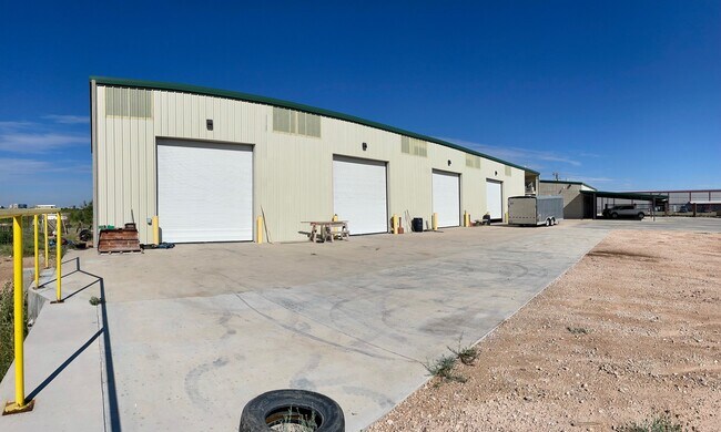 More details for 2200 Garden Ln, Midland, TX - Industrial for Sale