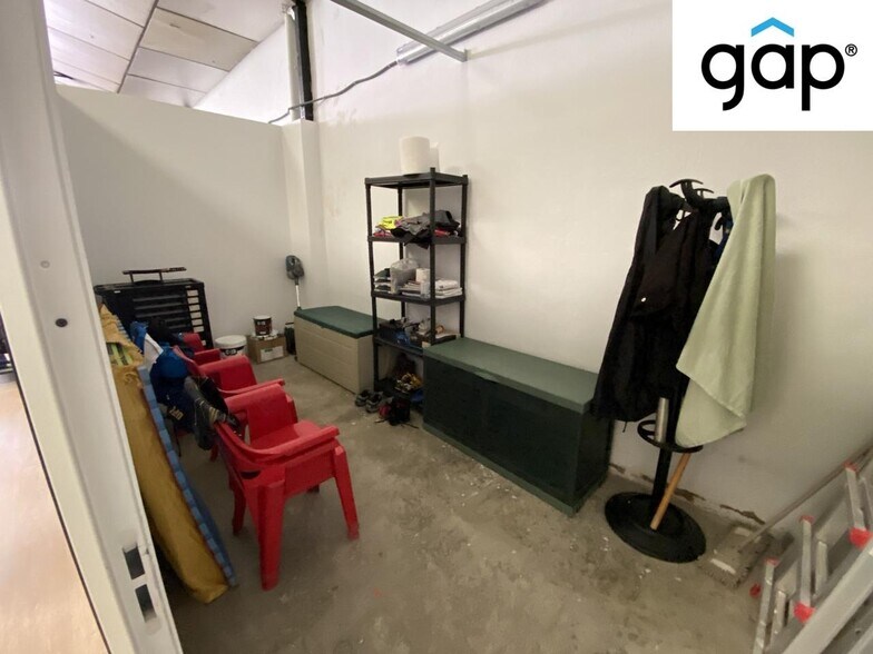 Industrial in Cuenca, Cuenca for sale - Building Photo - Image 3 of 6