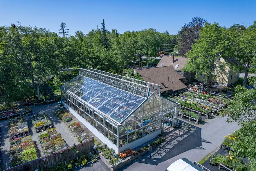 48 South, Blue Hill, ME à vendre - Photo du bâtiment - Image 1 de 55